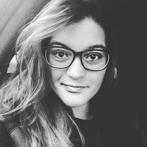 Meet your Posher, Mikayla