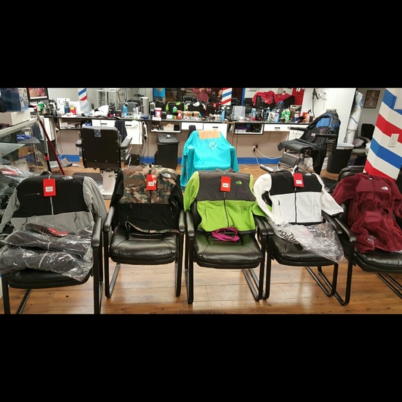 North face fleece - Picture 3 of 4