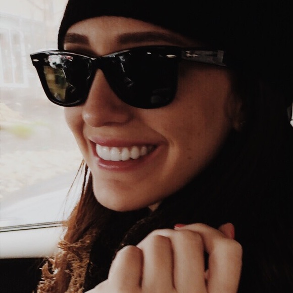 Meet your Posher, Aldana