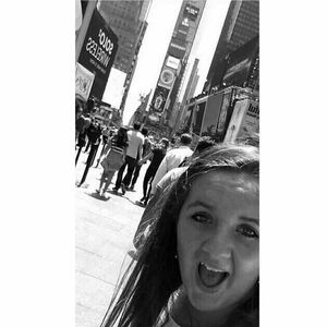 Meet your Posher, Julia