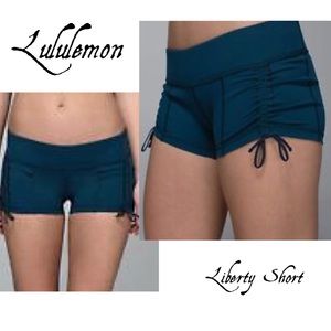 🆕 Lululemon Liberty Shorts Alberta (Teal) 4