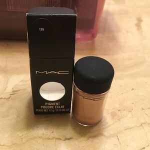 Mac pigment