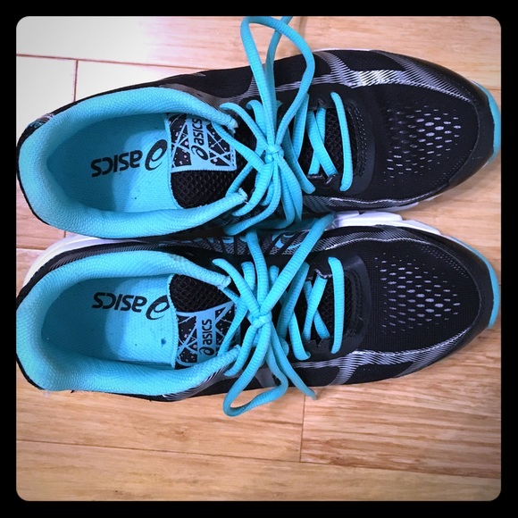 Asics women's running shoe