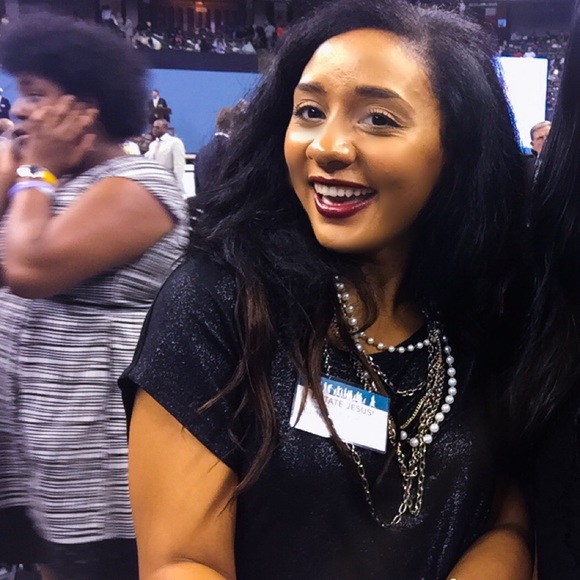 Meet your Posher, Jordyn