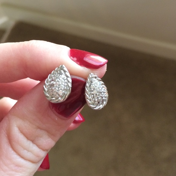 Pear shape pave Crystal studs