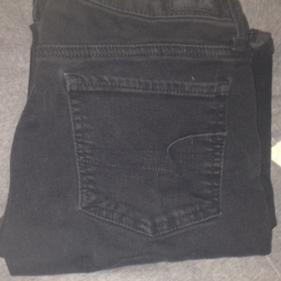 Black Low-rise Jeggings!