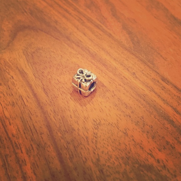 Present Pandora Charm