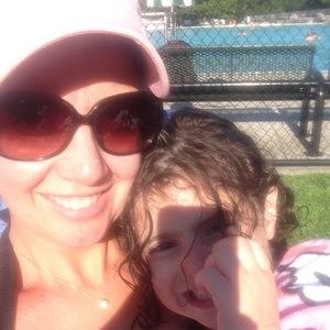 Meet your Posher, Courtnay