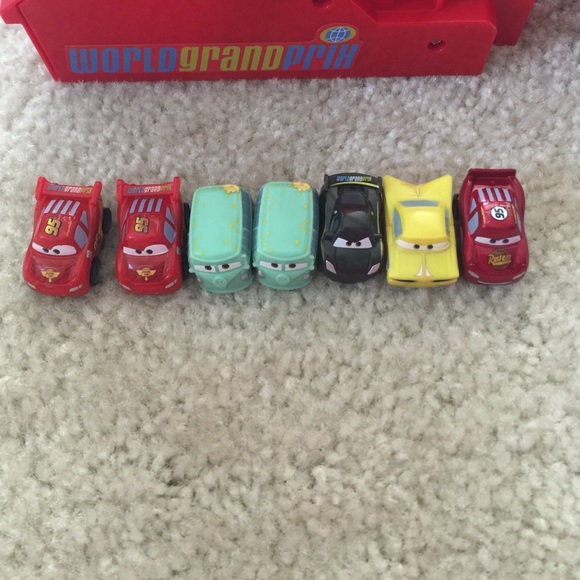 Disney Micro Minis and Launcher - Picture 2 of 3