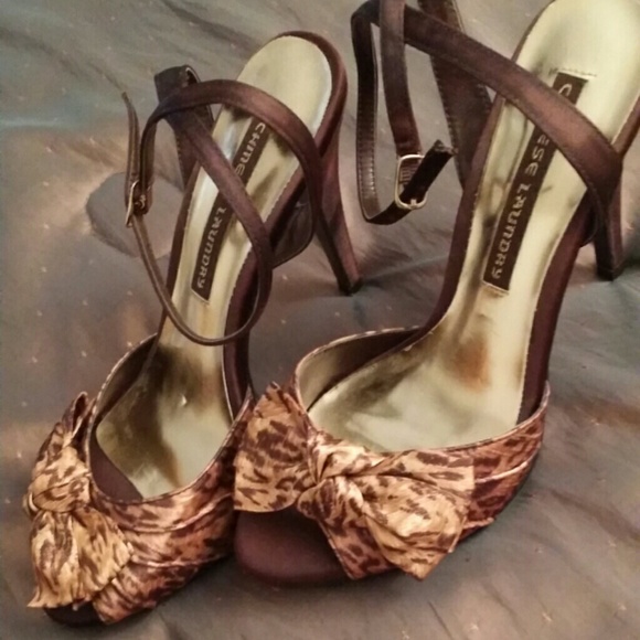 Heels - Picture 3 of 4
