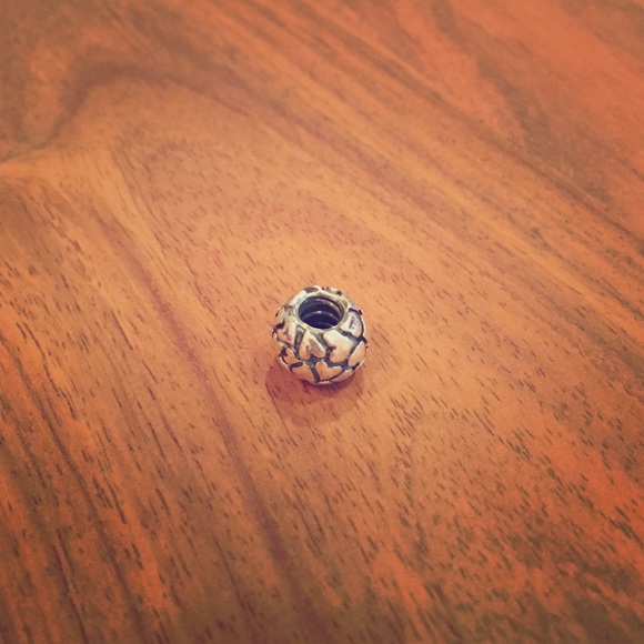 [unavailable] Hearts Pandora Charm