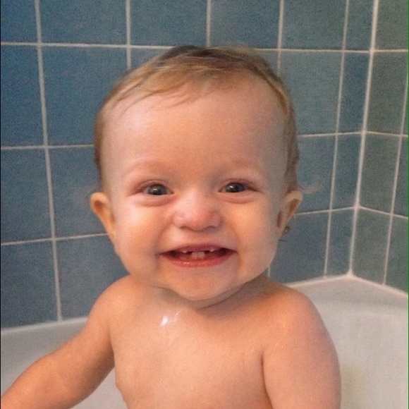 Meet your Posher, Ahna - Picture 1 of 1