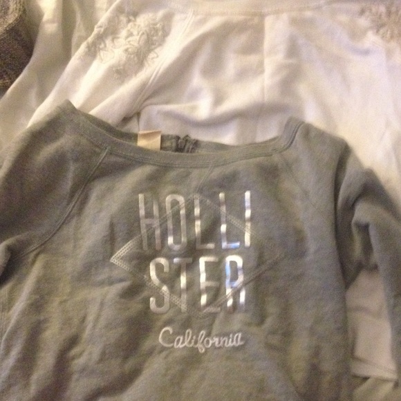 2 Hollister Sweatshirts!