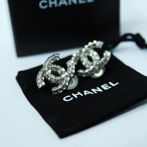 CHANEL Clip-On Earrings