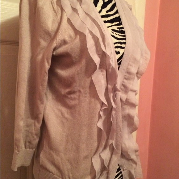 LOFT Ruffle Front Cardigan - Picture 4 of 4
