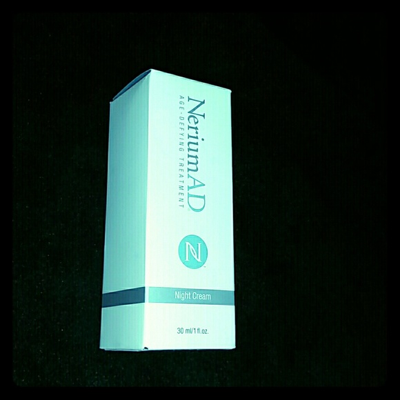 Factory sealed NeriumAD night cream