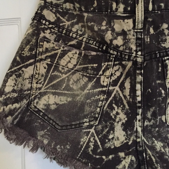 Free People Shorts - Picture 4 of 4
