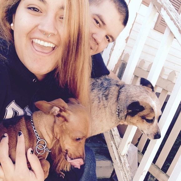 Meet your seller! 🌸 - Picture 2 of 3