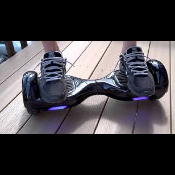 CHRISTMAS GIFTS - Picture 3 of 3