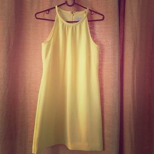 Beautiful Banana Republic yellow mini/midi dress