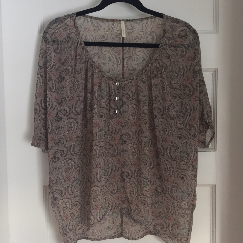 HoneyPunch: paisley printed blouse
