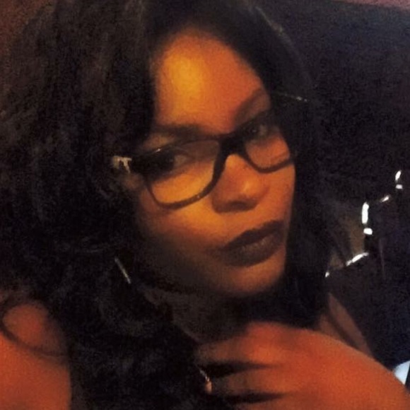 Meet your Posher😊😘 - Picture 2 of 4