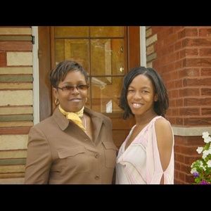 Meet your Posher, Crystal