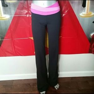 Lululemon yoga pants