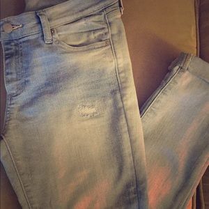 Gap girlfriend Jean