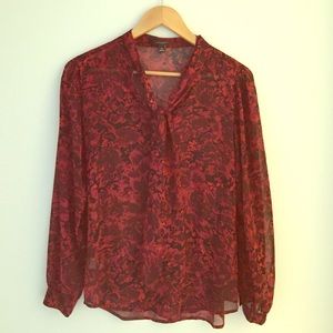 Ann Taylor black and rose blouse