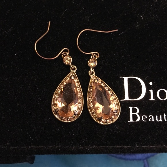 Dangling earrings