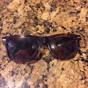 Tortoise shell glasses