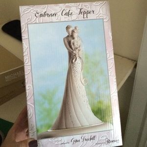 Wedding cake topper