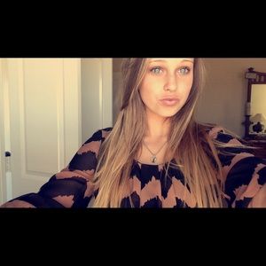 Meet your Posher, Cami