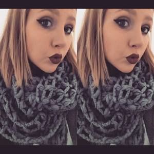 Meet your Posher, Chelsie