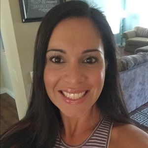 Meet your Posher, Cristal