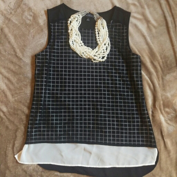 Grid Pattern Top - Picture 1 of 2