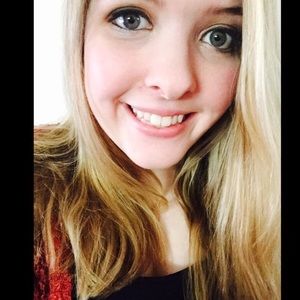 Meet your Posher, Brianna