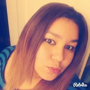 Meet your Posher, Daniela