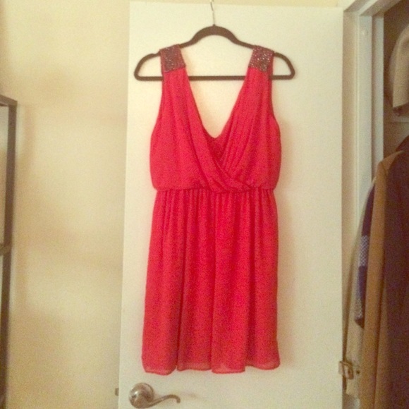 Zara Sleeveless Chiffon Dress w Sequin Details