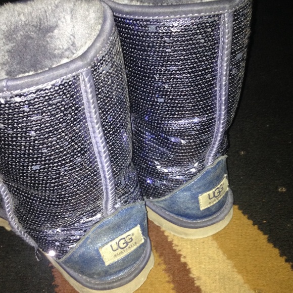 Blue sequins uggs - Picture 2 of 4
