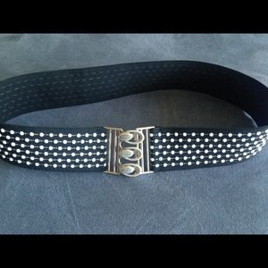 Stretch belt