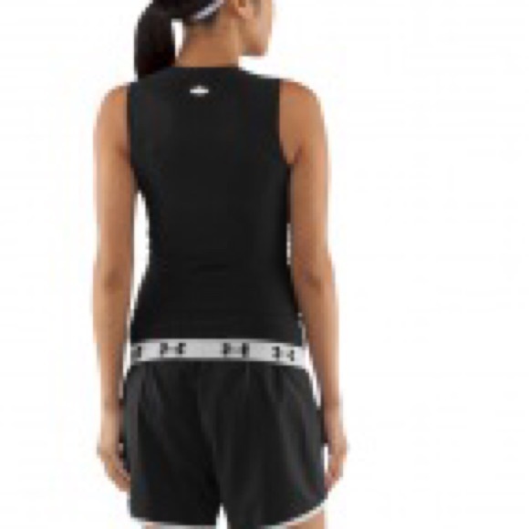 Under Armour top