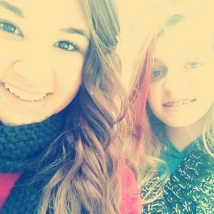 Meet your Posher, Cierra