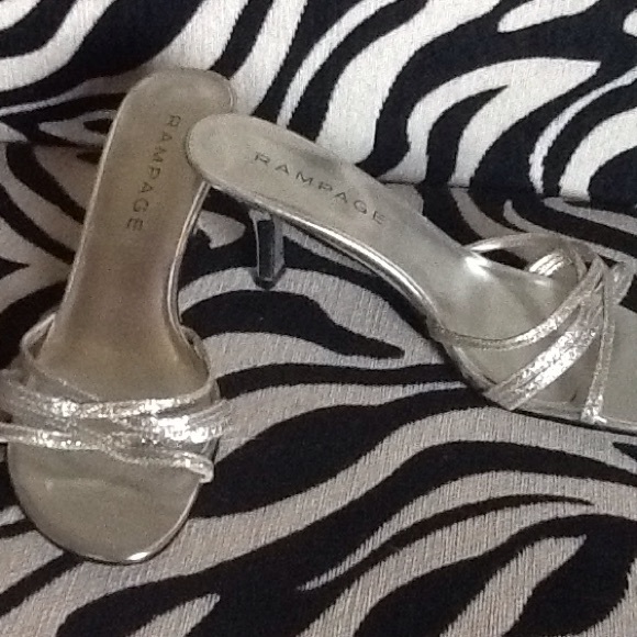 Silver high heels - Picture 2 of 3