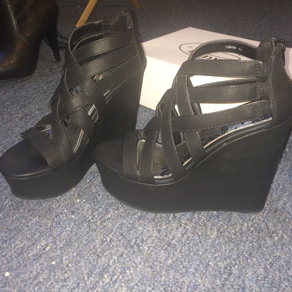 Brand new Brash wedges