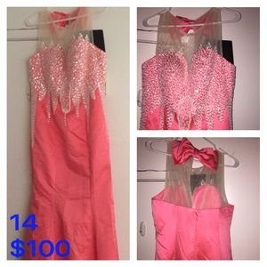 Beautiful Mermaid DressMAKE AN OFFER