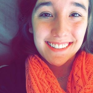 Meet your Posher, Naomi