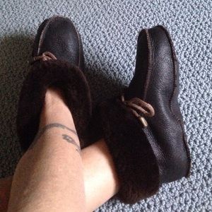 NWOT! Lamb skin bootie's!! Sz S or 6 -7