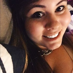 Meet your Posher, Allison